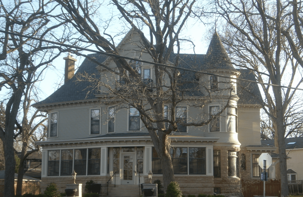 The Mary Tyler Moore Show House